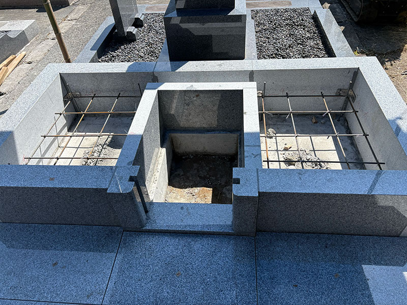 河口湖霊園「渡邉家」の施工事例
