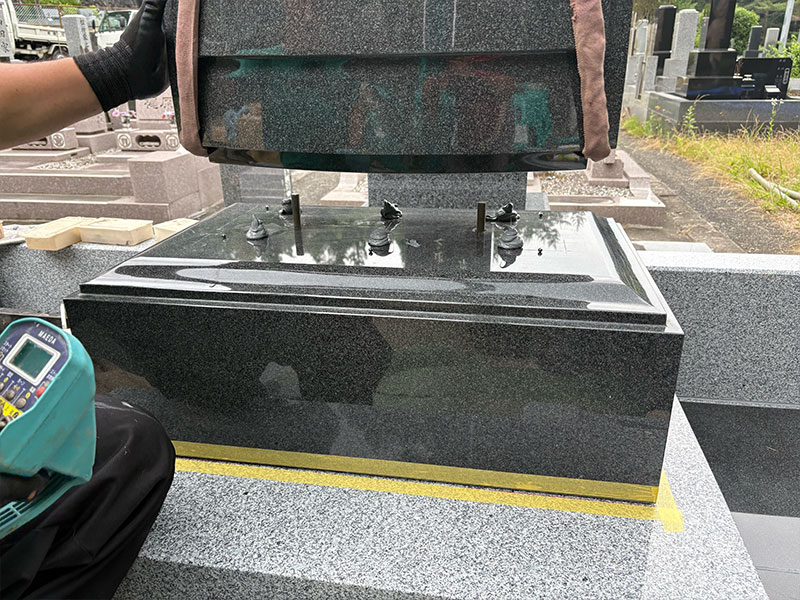 河口湖霊園「渡邉家」の施工事例
